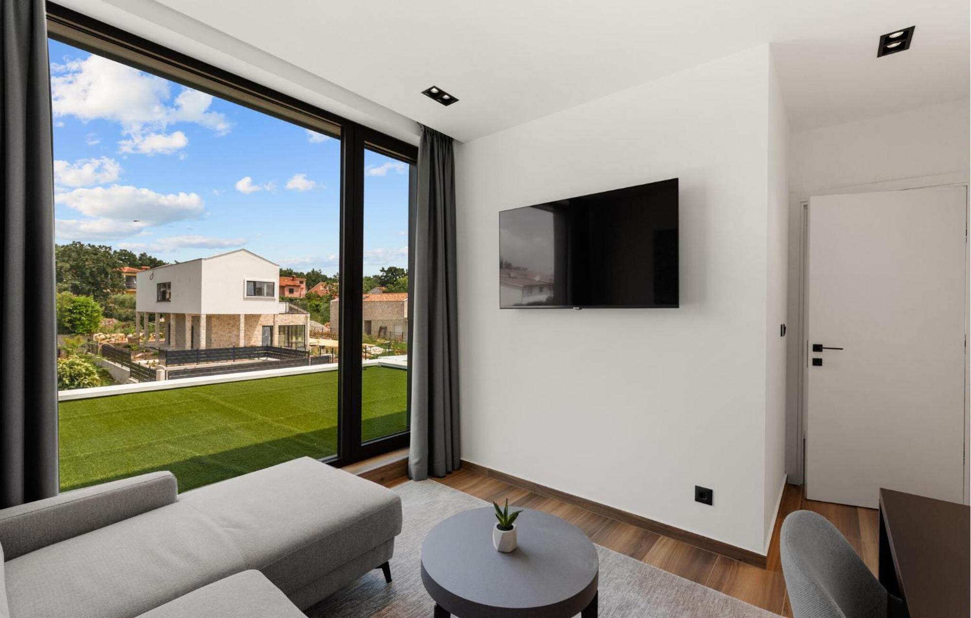 Ferienhaus In With Sauna Poreč